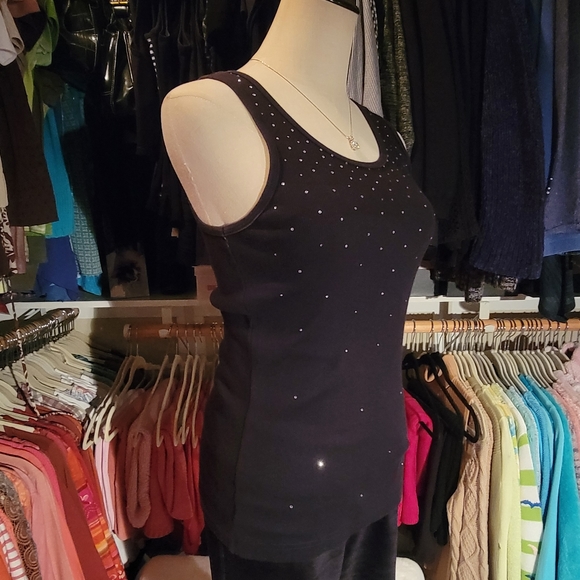 TIA TOO! ♡ Gorgeous Vintage Black Tank Top w/Sweet Bursts of Rhinestones L (S/M) - Picture 9 of 16